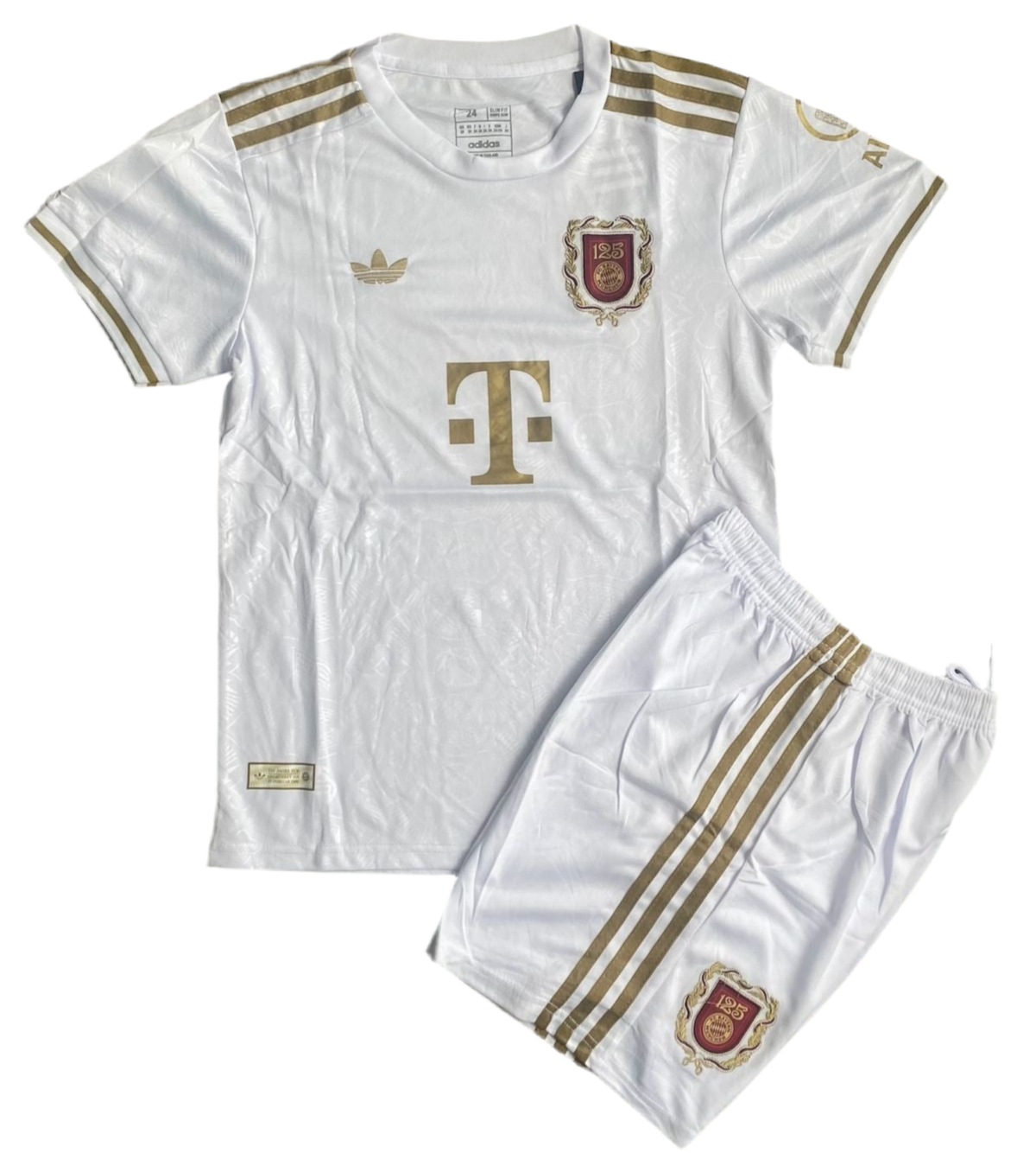 UNIFORME NIÑO BAYERN MÚNICH 125 AÑOS BLANCO