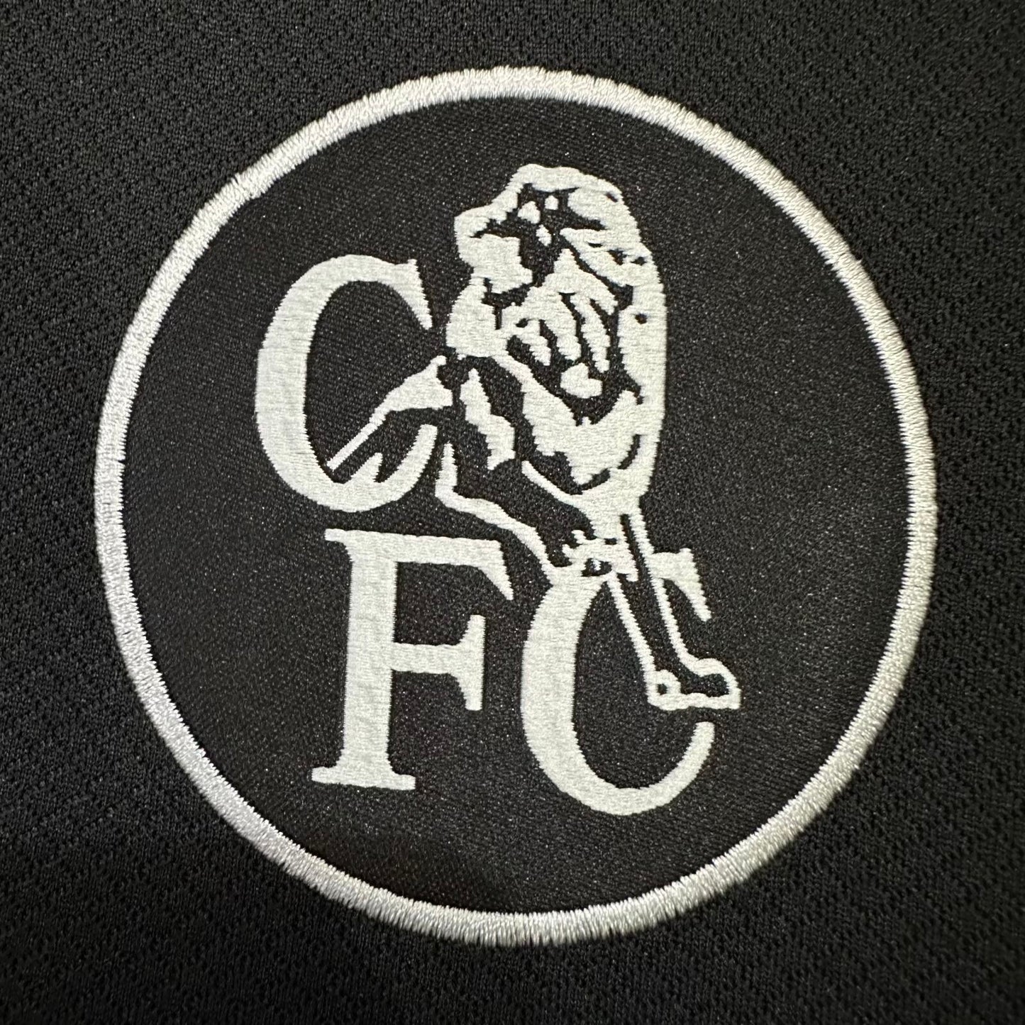 CAMISETA CHELSEA ALTERNATIVA VERSIÓN HINCHA 2025/2026
