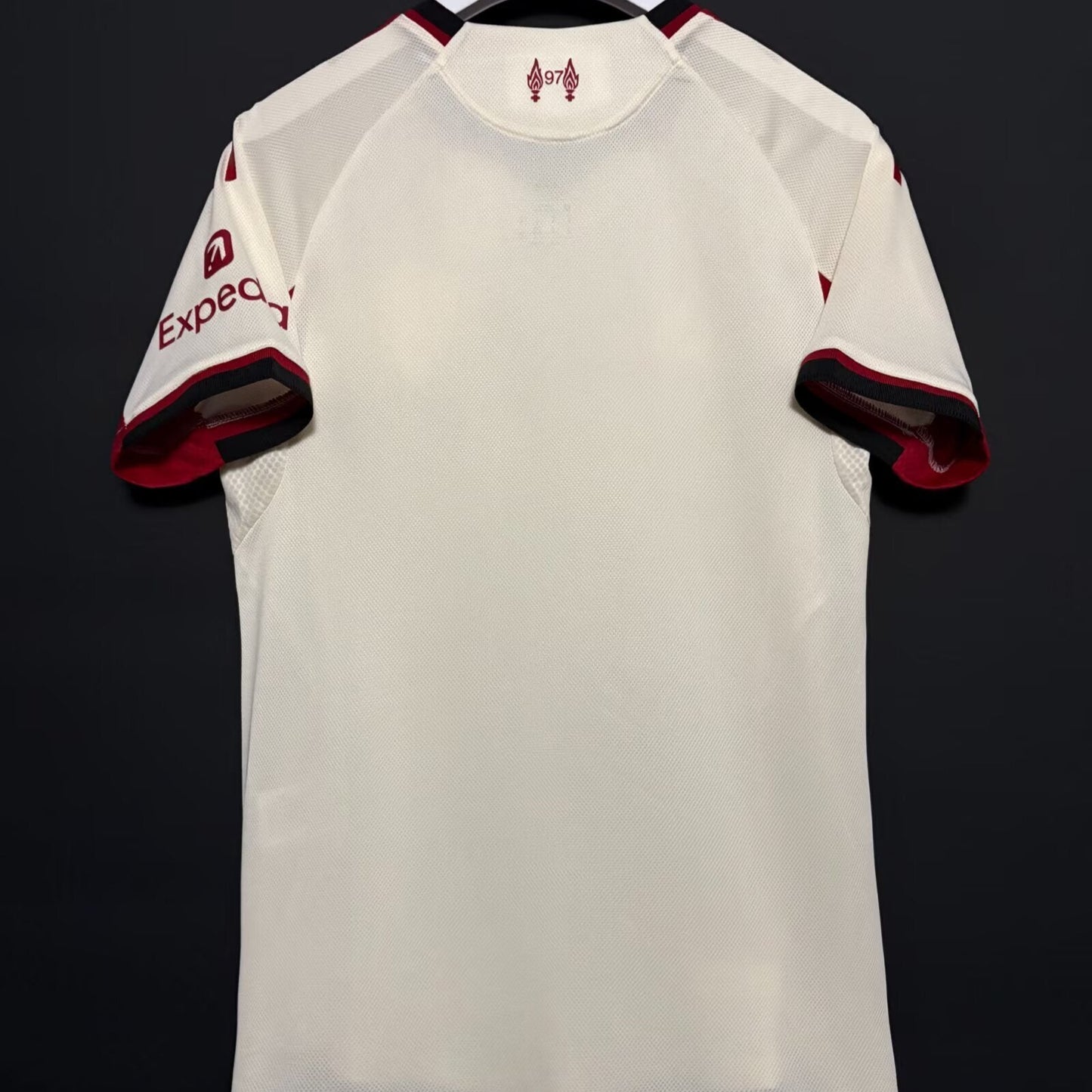 CAMISETA LIVERPOOL VISITANTE 2025/2026