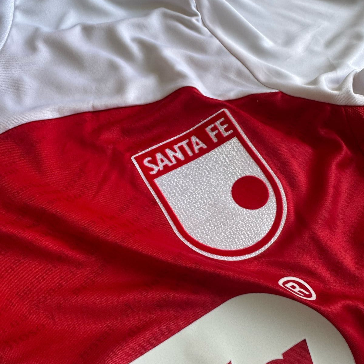 CAMISETA INDEPENDIENTE SANTA FE LOCAL 2025