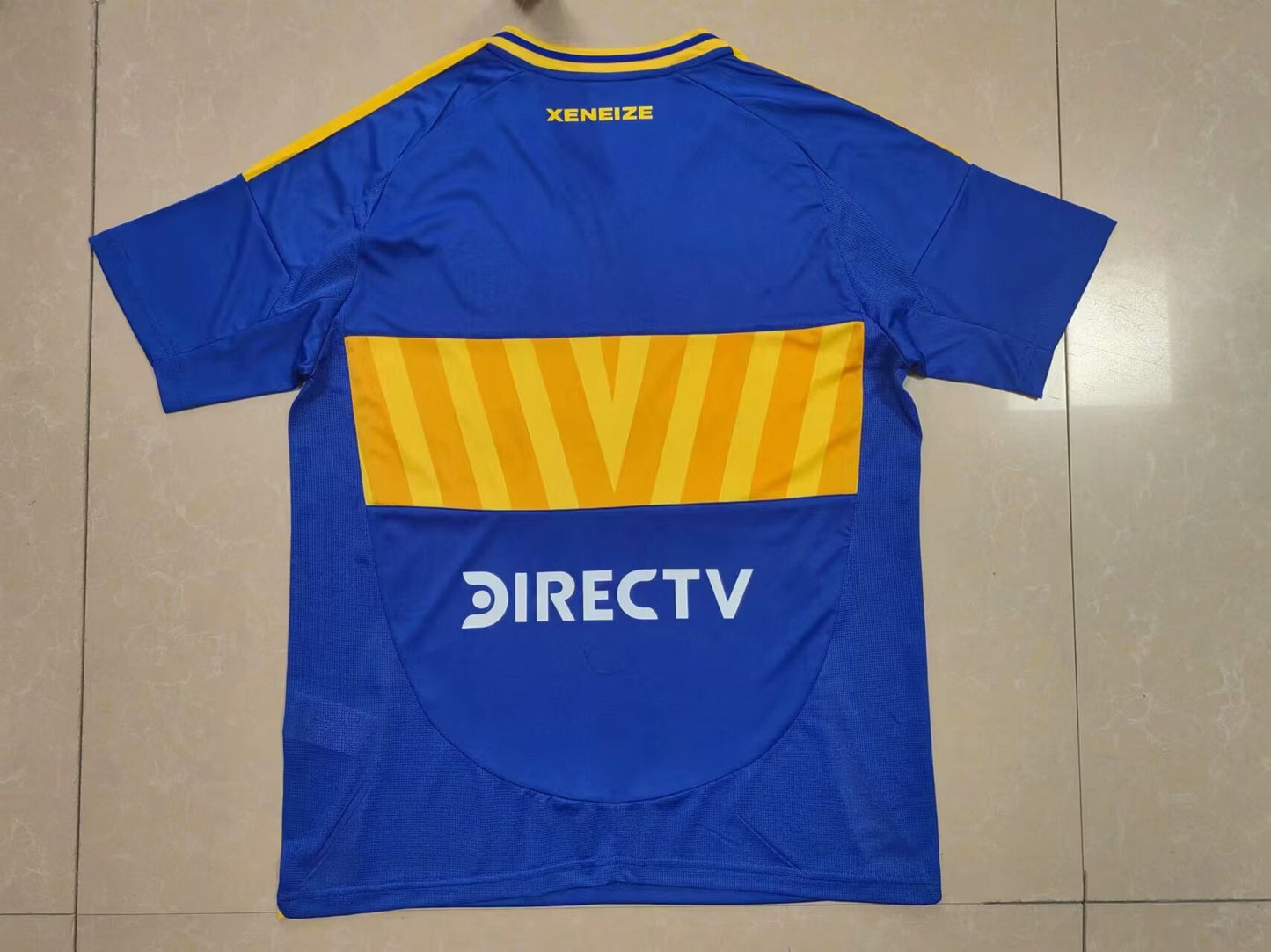 CAMISETA BOCA JUNIORS TIPO HINCHA LOCAL 2024/2025