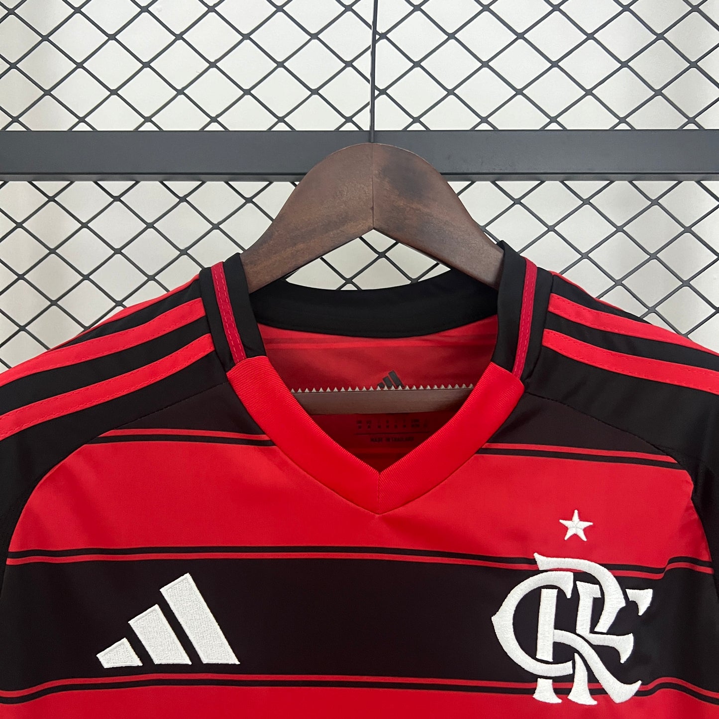 CAMISETA FLAMENGO LOCAL 2025/2026