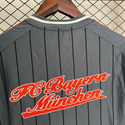 CAMISETA BAYERN MUNICH BEISBOLERA 2025/2026