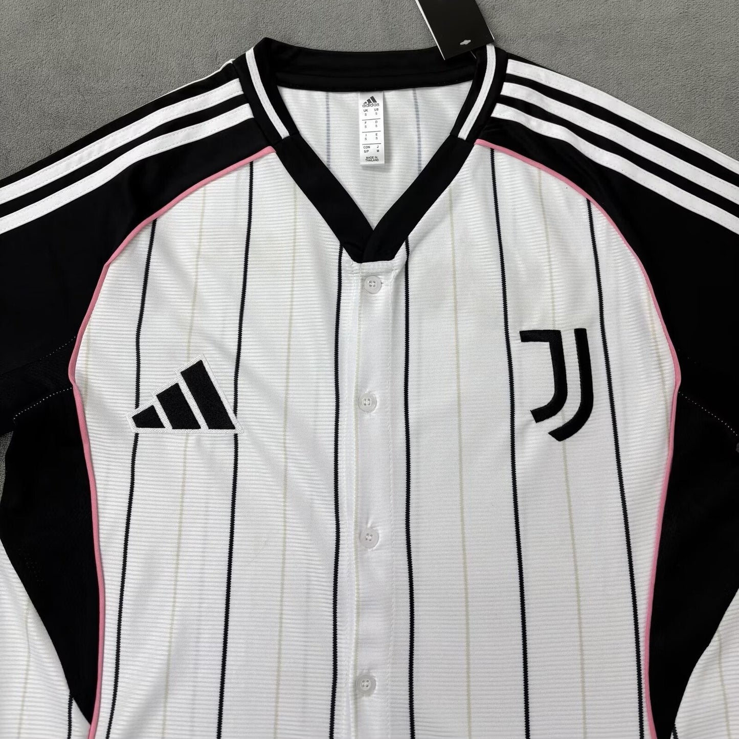 CAMISETA JUVENTUS BEISBOLERA 2025/2026