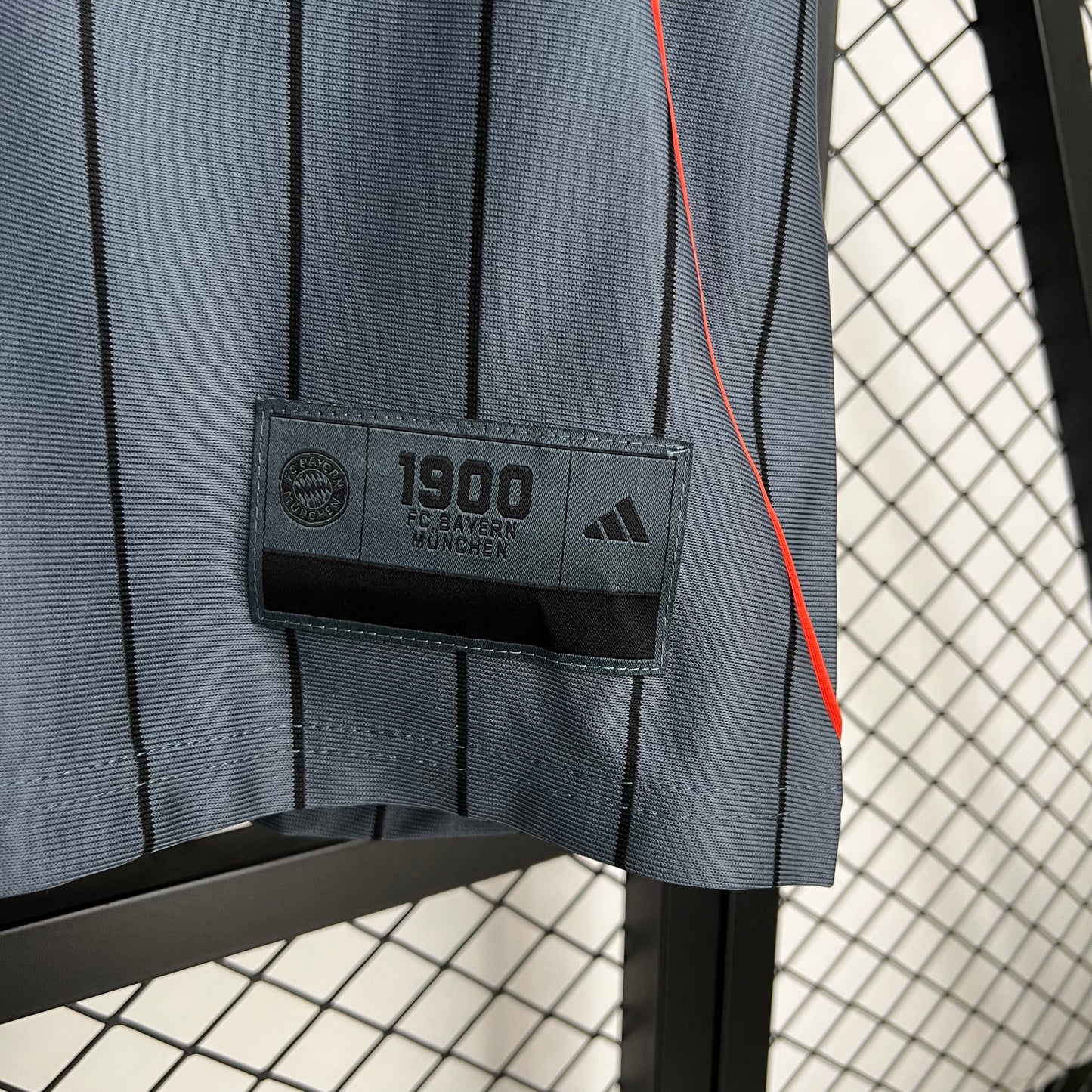 CAMISETA BAYERN MUNICH BEISBOLERA 2025/2026