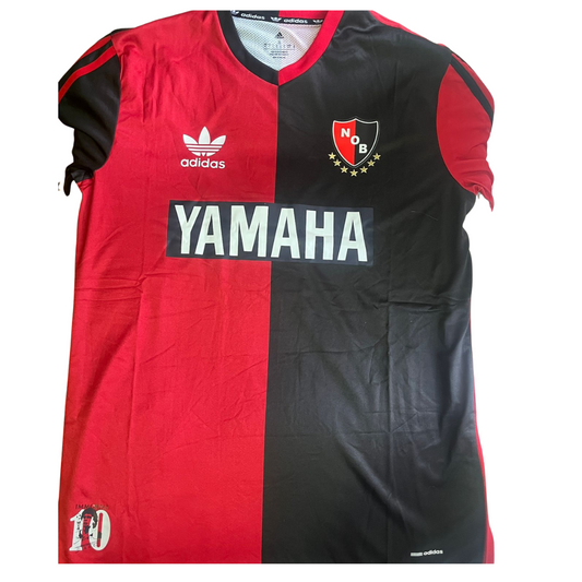 CAMISETA NEWELL’S OLD BOYS MARADONA