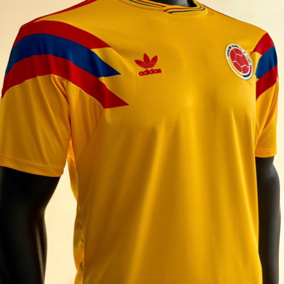 CAMISETA SELECCIÓN COLOMBIA RETRO 90 LOCAL RELANZAMIENTO