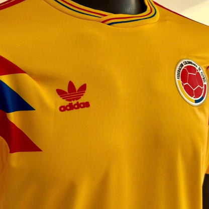 CAMISETA SELECCIÓN COLOMBIA RETRO 90 LOCAL RELANZAMIENTO