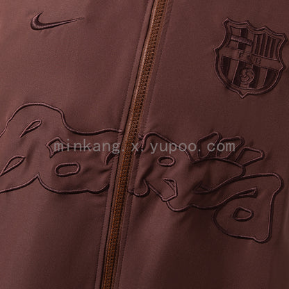 CHAQUETA BARCELONA X TRAVIS SCOTT WINDBREAKER