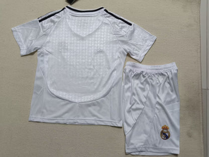 UNIFORME NIÑO REAL MADRID 2024/2025 LOCAL